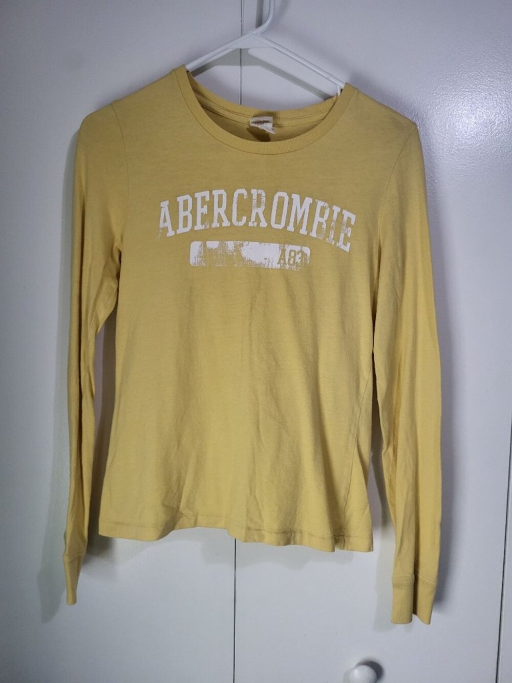 Abercrombie & Fitch VTG Girls XL Long Sleeve Graphic Tee Yellow Distressed y2k - Picture 2 of 8